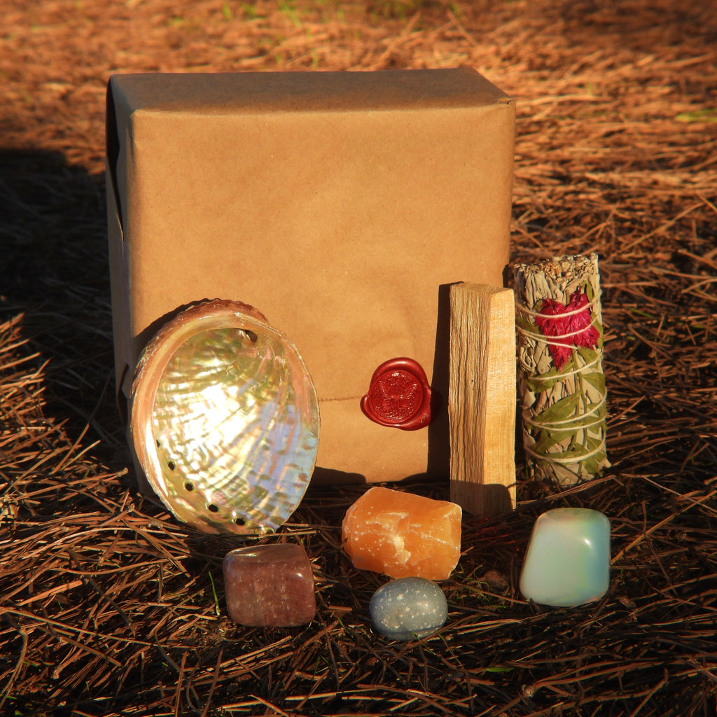 AphroZodiac - Aquarius Crystal Set for Motivation & Determination - Includes Aura Cleansing Kit
