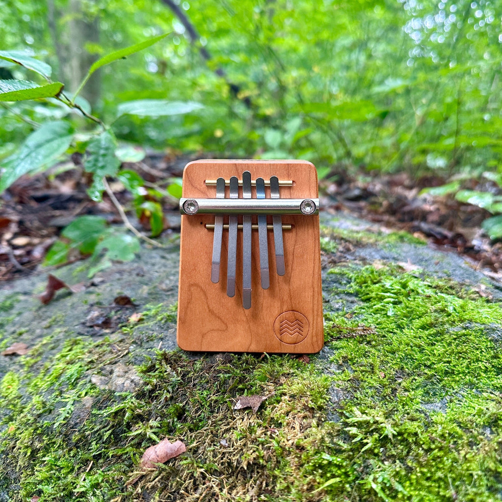 Hokema - B5 Pocket Kalimba in 4 different Intuitive Soundscapes Tuning